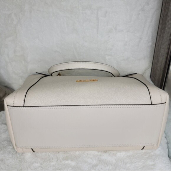 NWT Michael Kors 2 SET Shoulder Bag Tote Handbag Wallet Designer signature $1000 - Picture 6 of 14